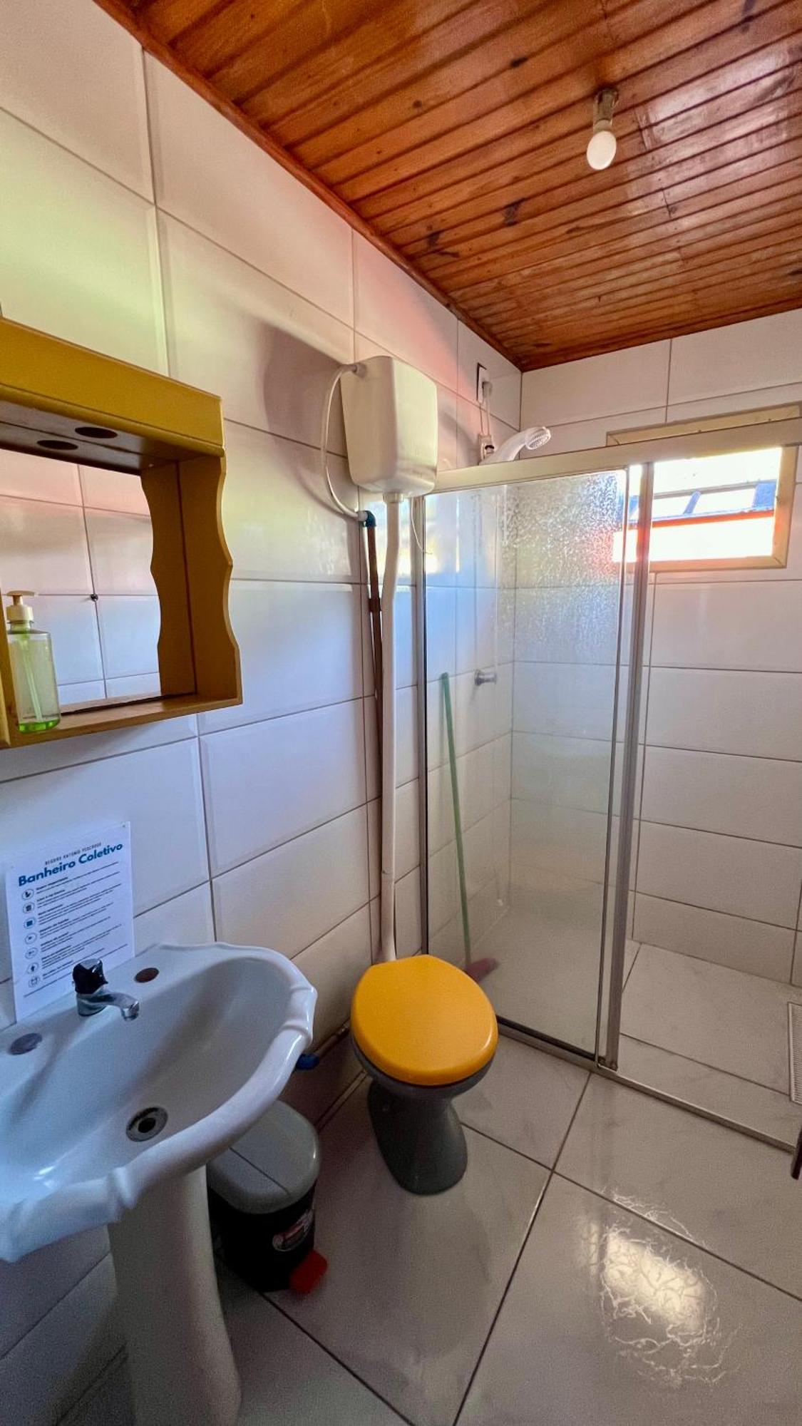 Hostel Antonio Pescador - Centro Da Гуарда-ду-Ембау Номер фото